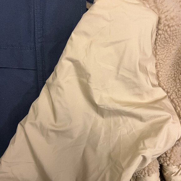Patagonia Women's Prairie Dawn Parka Size M Smolder Blue With Tan Sherpa NWTU - Picture 11 of 11